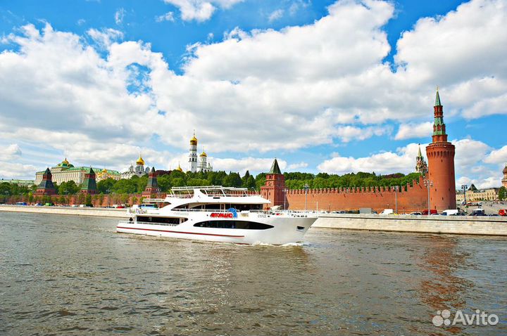 Речной круиз на роскошной яхте Palma De Сочи