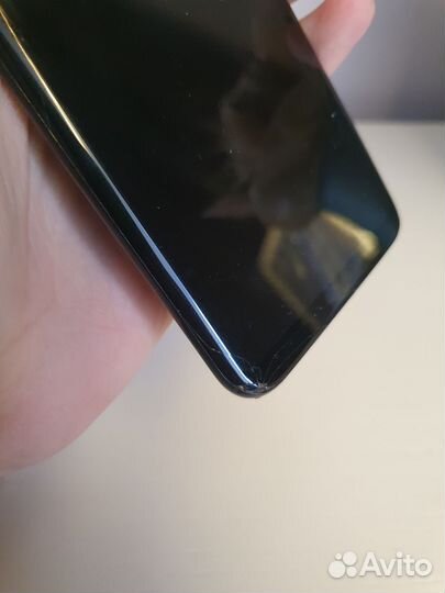 Samsung Galaxy S8, 4/64 ГБ