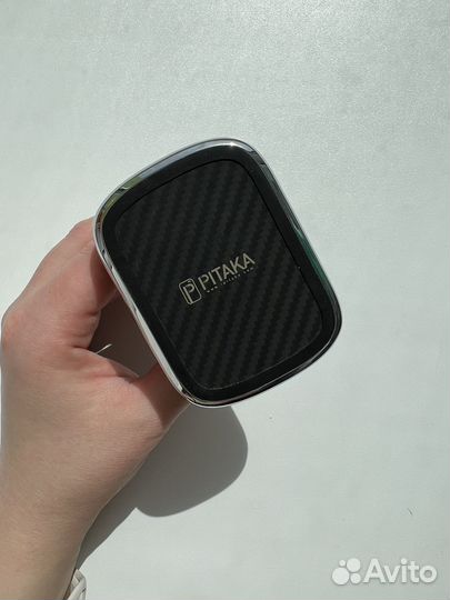Автомобильный держатель Pitaka с зарядкой