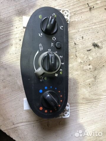 Блок управления климатом печкой renault logan