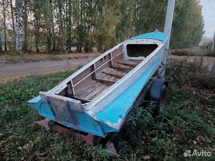 Лодка казанка М