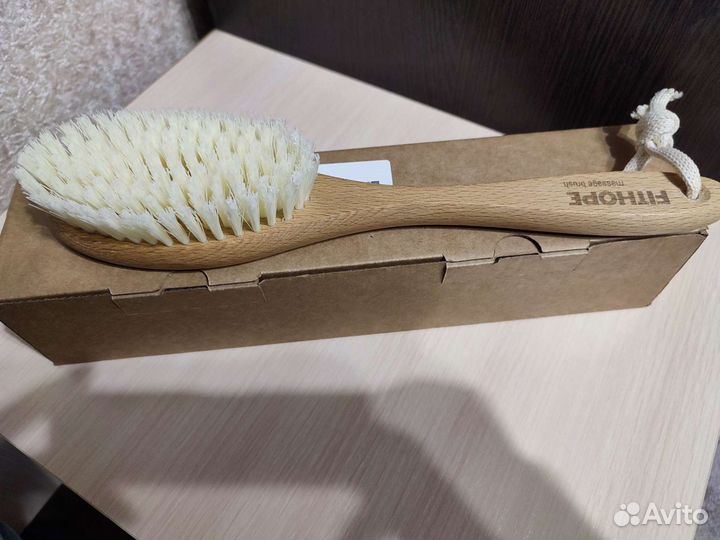 Щетка для сухого массажа новая