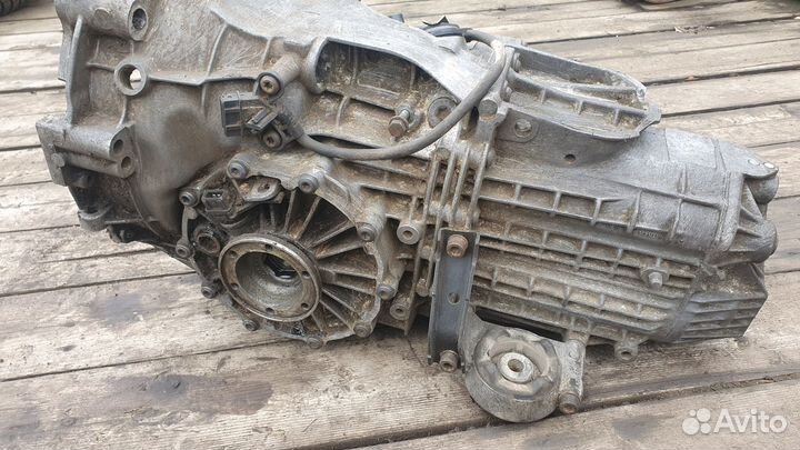 Коробка передач AKM Ауди 80 90 100 А6