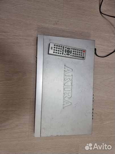 Караоке DVD плейер Akira DVD-K2402DR