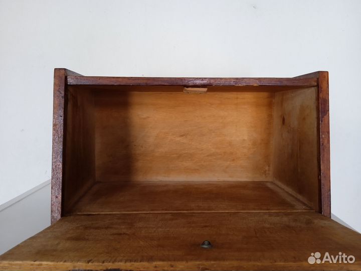 Хлебница деревянная