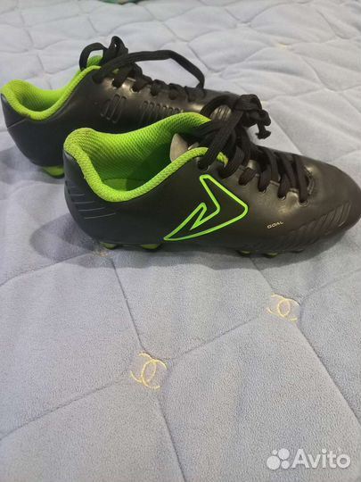 Футбольные бутсы