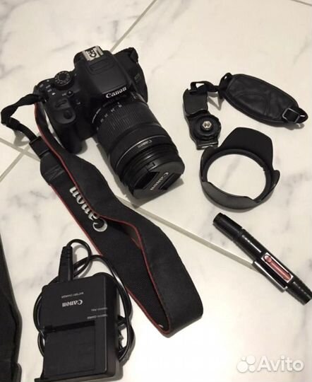 Зеркальный фотоаппарат canon 700d