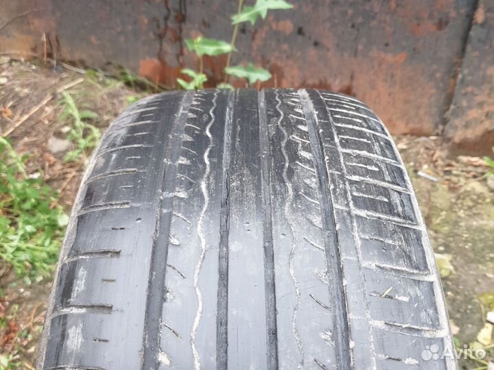 Kumho Solus KH17 215/45 R17