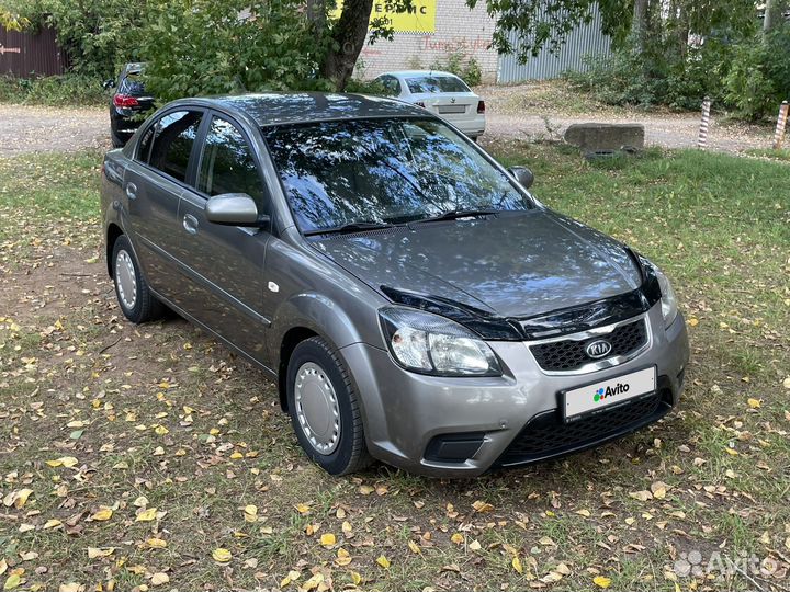 Kia Rio 1.4 AT, 2010, 116 000 км