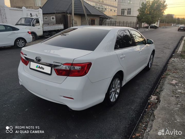 Toyota Camry, 2014