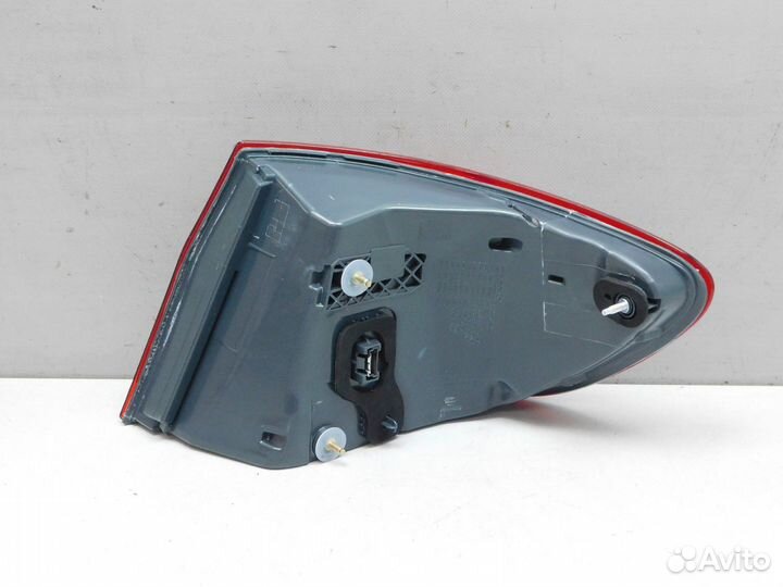 Фонарь задний наружный левый BMW 5-Series