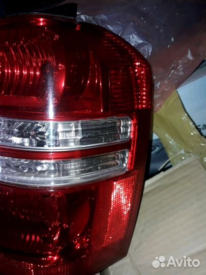 Фонарь правый задний Тойота Хайлендр 2001-2005г.в