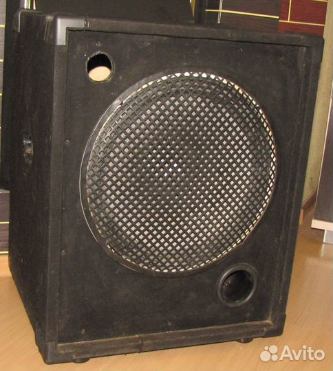 Сабвуфер C-Mark 500W D15