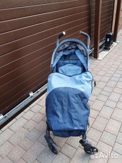 Прогулочная коляска chicco