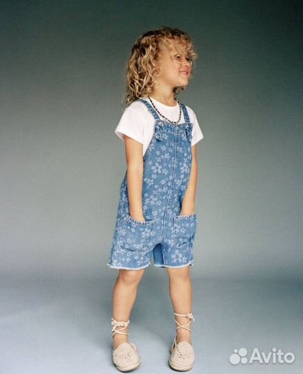 Джинсовый комбинезон шорты