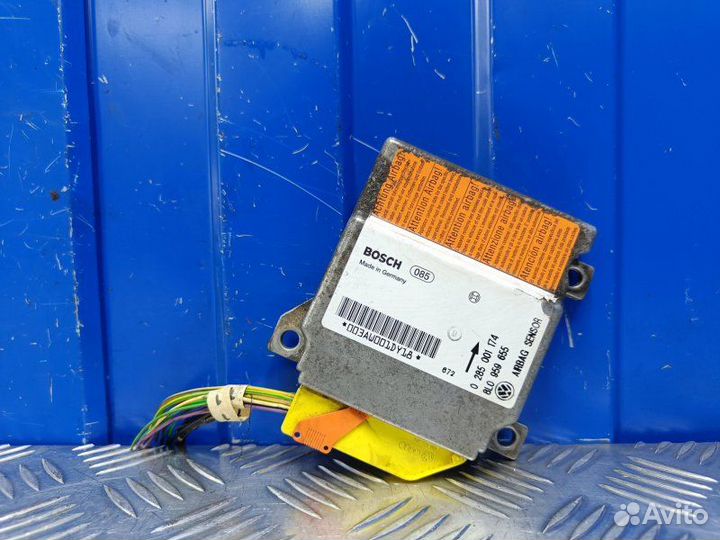 Блок srs airbag Volkswagen Passat B5 1.6 AHL 1997