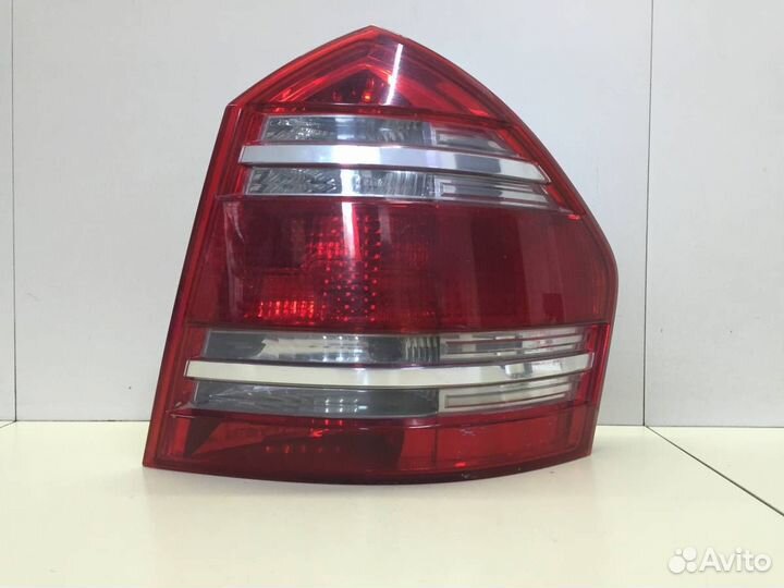 Фонарь задний правый Mercedes-Benz GL-Class X164 2