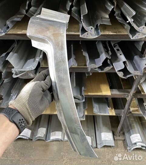 Арка правая Toyota Land Cruiser 100/105 (Polcar)