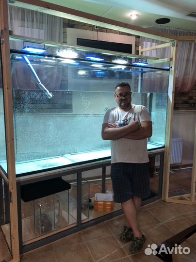 Крышка аквариумная, аквариуы и террариумы любые