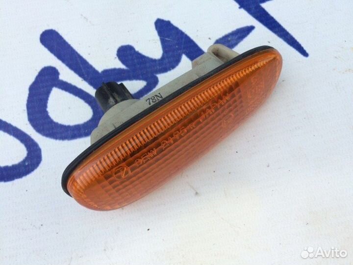 Повторитель передний правый Subaru Impreza GC8