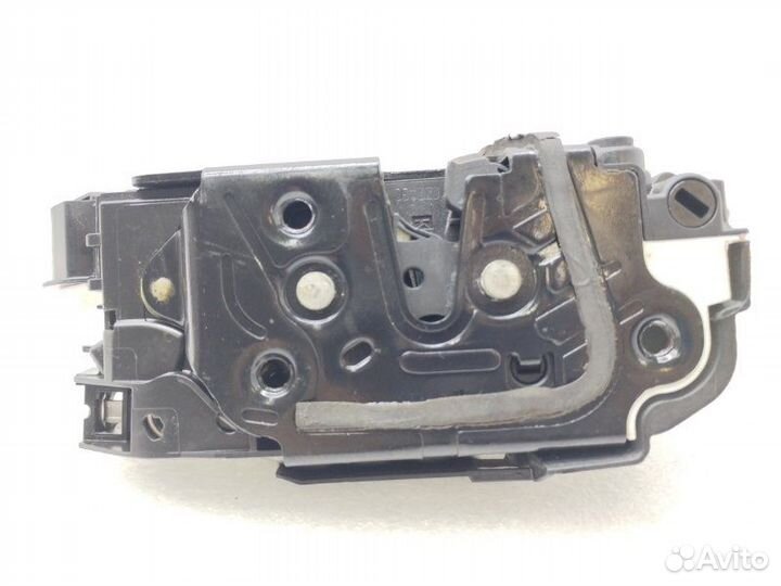 Замок двери задний правый Volkswagen Tiguan 1 2.0