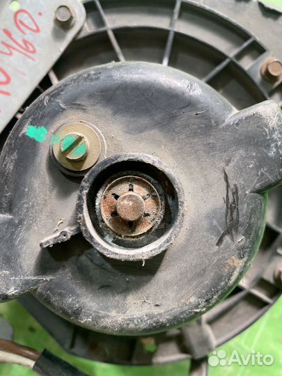 Мотор отопителя (печки) вольво 440/460