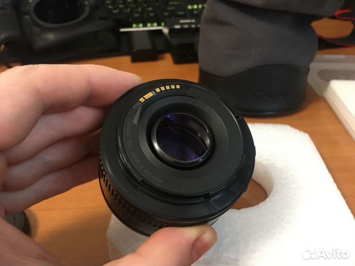 Canon EF 50mm f/1.8 II