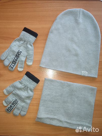 Осенний комплект шапка, снуд, перчатки