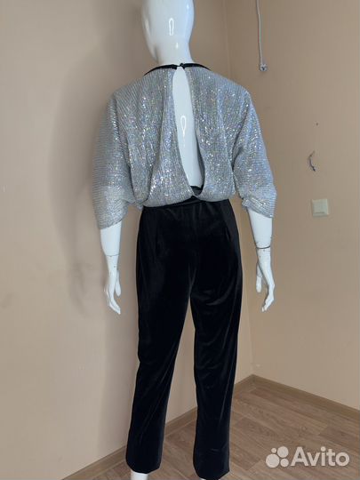 Комбинезон женский 44 46