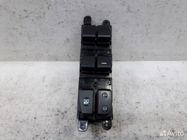 Блок управления стеклоподъемниками Hyundai Creta