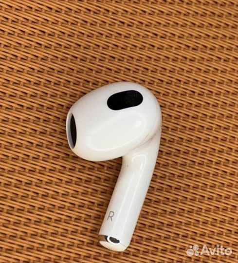 Наушник airpods 3 правый