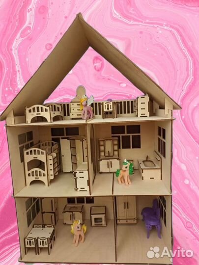 Домик кукольный