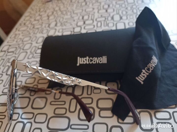 Солнцезащитные очки женские