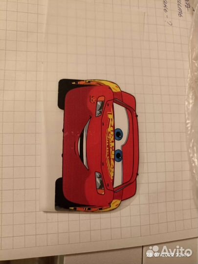 Термотрансфер наклейка молния Маккуин