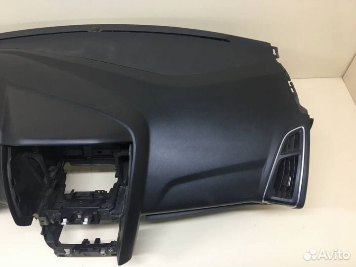 Торпедо Ford Focus/Focus RS/Focus ST