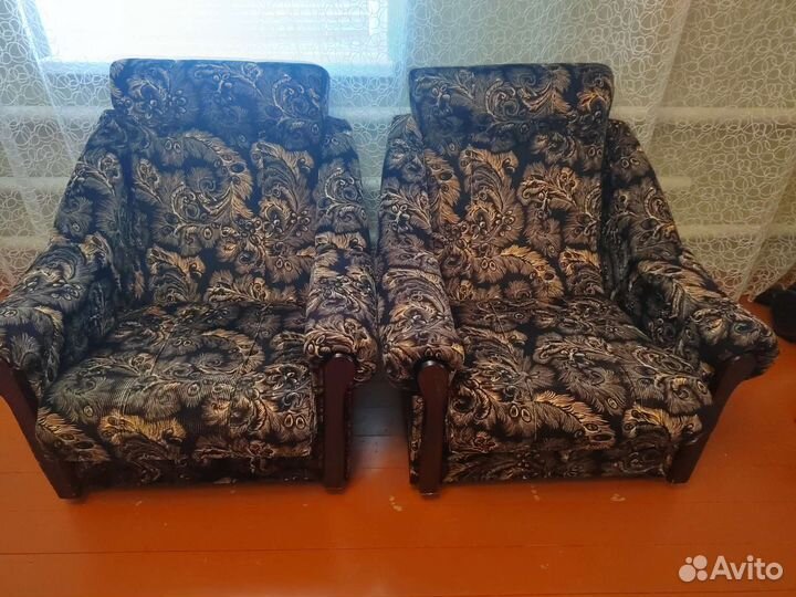 Диван с креслами