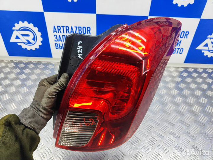 Фонарь задний правый Opel Mokka J13 1.6 B16XER