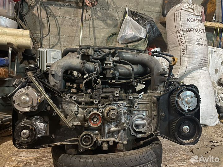 Двигатель Subaru ej 204