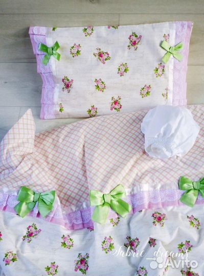 Комплект в кроватку 60х120 см, новый