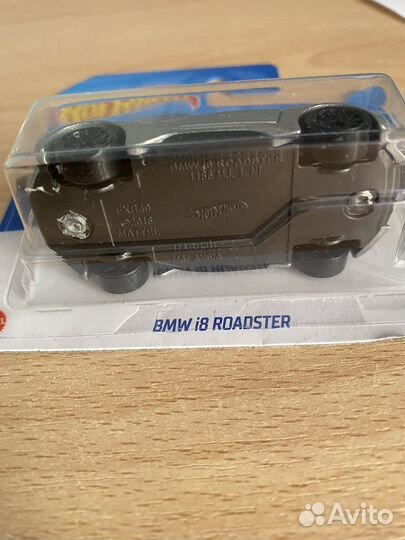 Hot wheels bmw i8 roadster