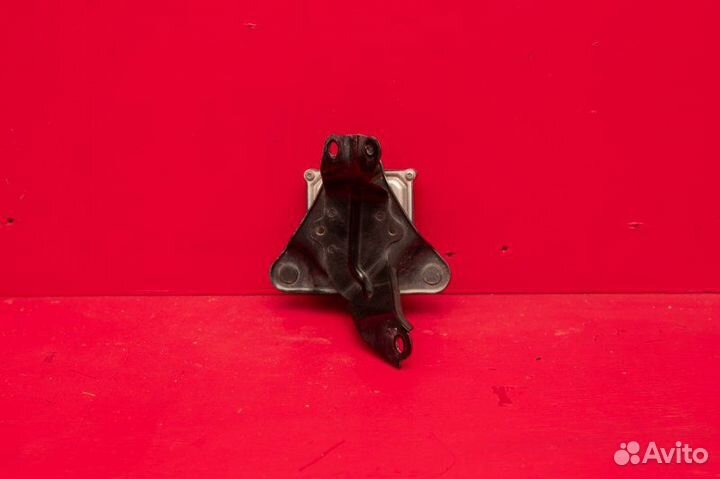 Датчик слепых зон правый Toyota Land Cruiser 200