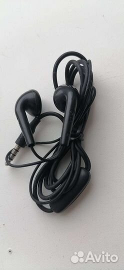 Гарнитура, наушники