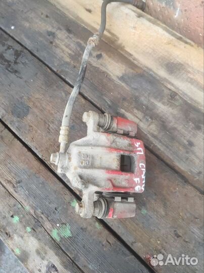 Суппорт задний правый hyundai santa fe classic