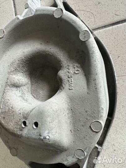 Рычаг нижний правый/левый Инфинити Infinti QX70