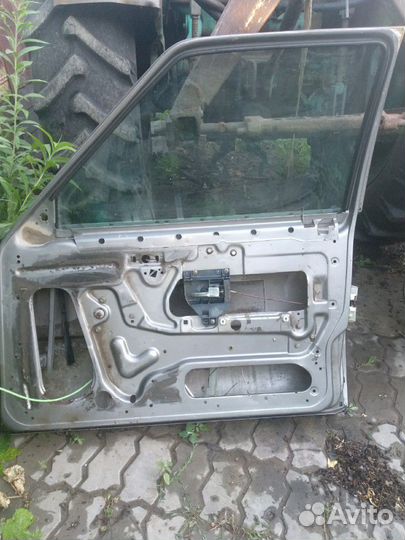 Двери. Ауди 80 переходная модель