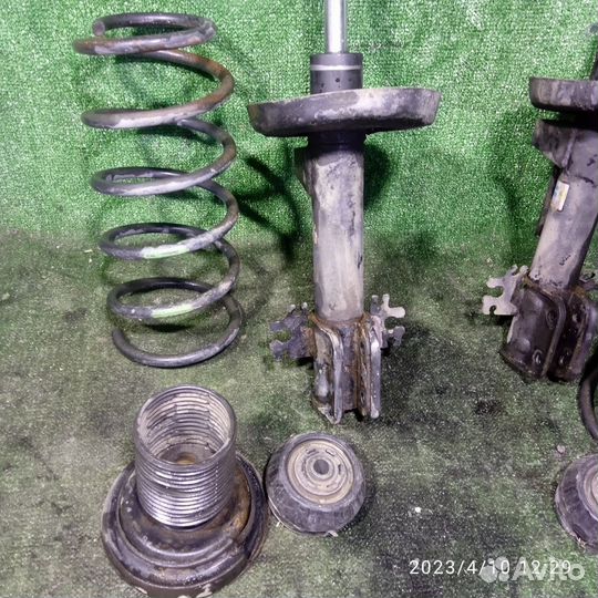 Стойка подвески Opel Omega