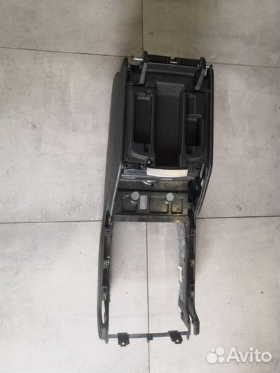 Консоль центральная Land Rover Range Rover Sport