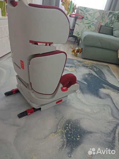 Детское автокресло Sweet baby 15 до 36 кг isofix