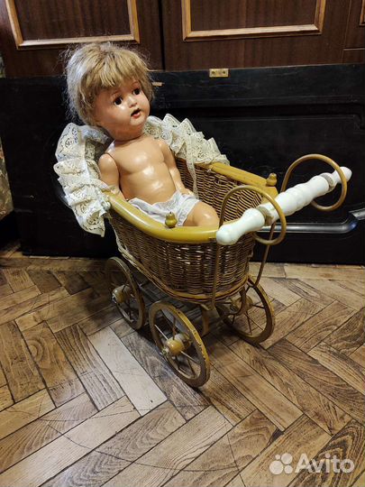 Кукольная коляска.Антикварная