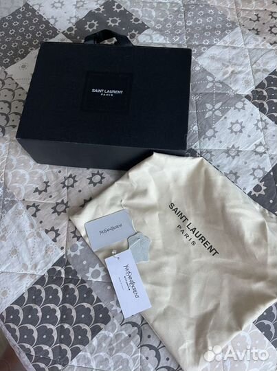 Коробка и пыльник Yves Saint Laurent